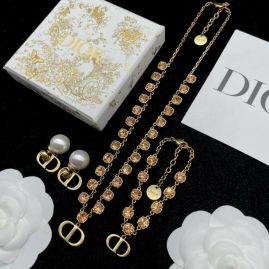 Picture of Dior Sets _SKUDiorsuits03cly408438